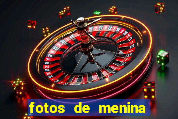 fotos de menina cacheada no espelho